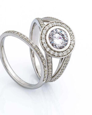 his-and-hers-wedding-rings-set-PU98HTE.jpg